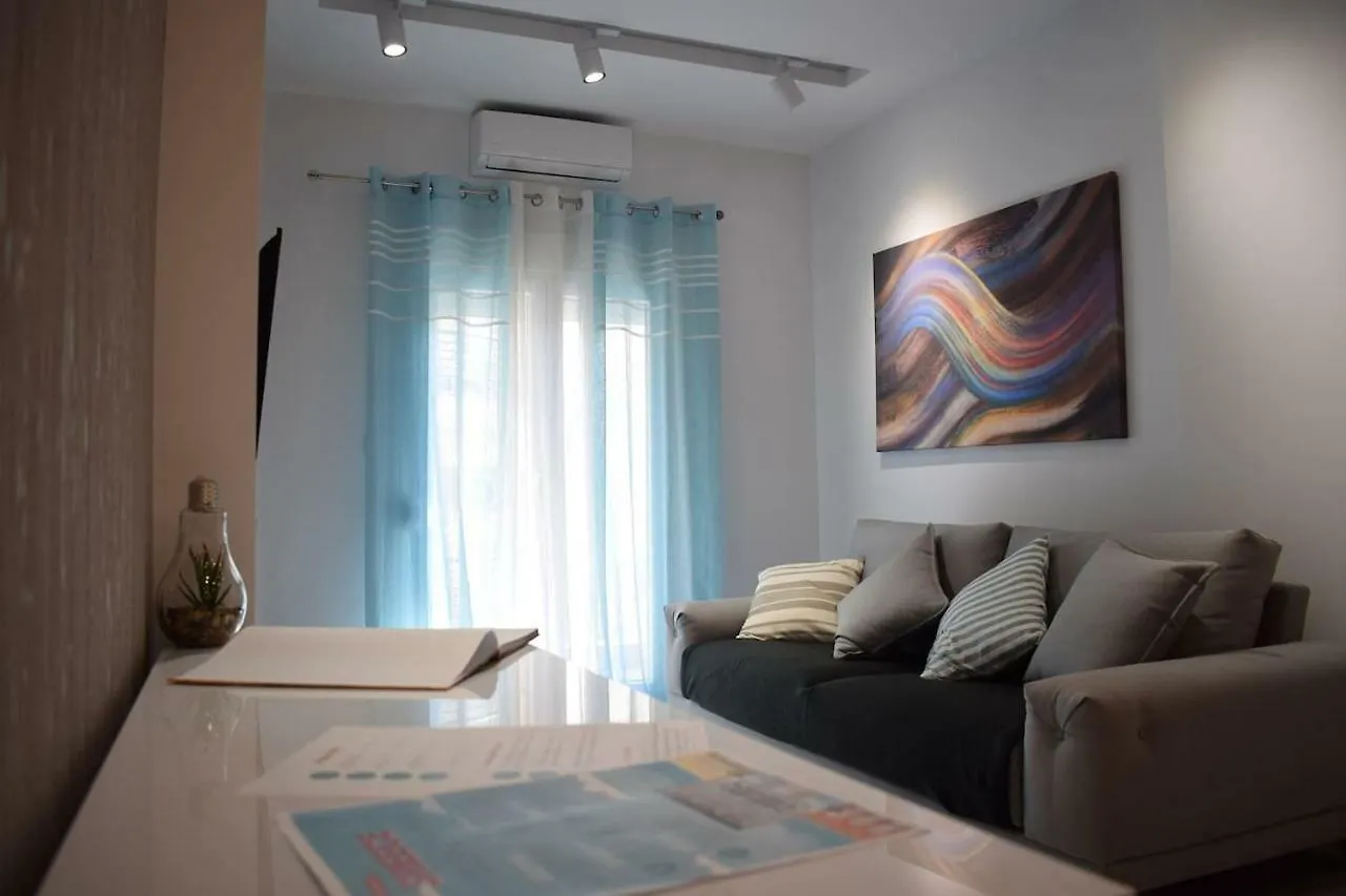Central Luxury Apartment In سالونيك